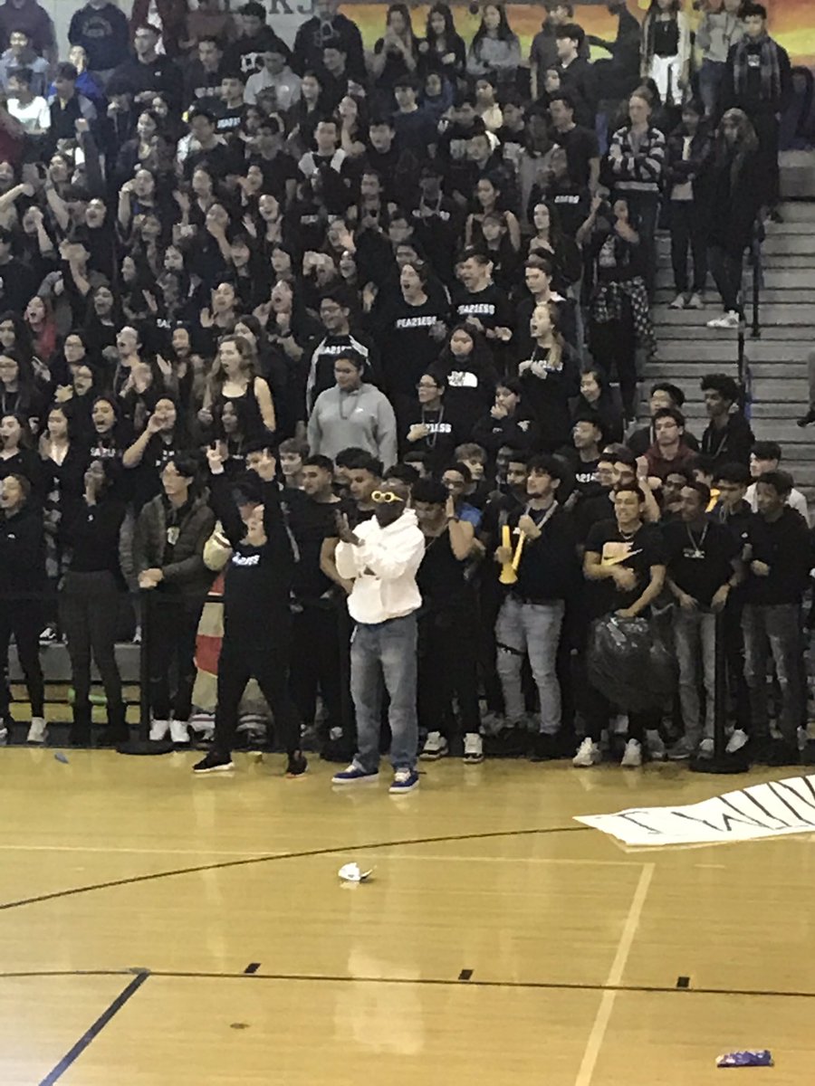 <a href="/JLHSClassof20/">John R. Lewis High School Class of 2020</a>