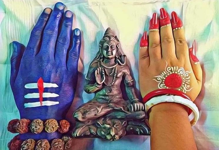Devendr90121860's tweet photo. तुम गंगा सी बहती धारा
मैं किसी घाट का किनारा,
तुम मेरे महादेव की पुजारन
मैं अपने महादेव का दुलारा.. 🙏😍🙏
#Mehadev🔱🌻 https://t.co/zOrRxRys6N