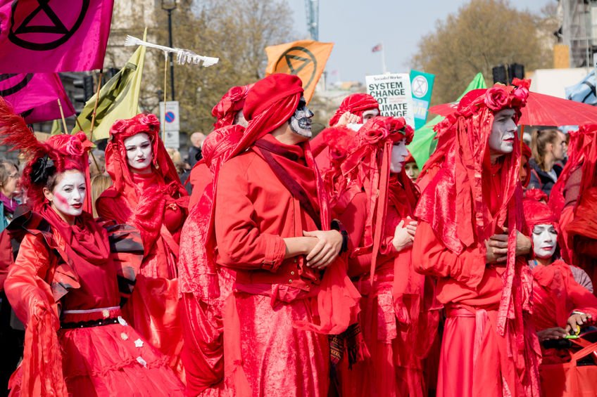 The Elites' hands are all over the dimmer switch. It's why we have robed doomsday clowns like these wandering around.