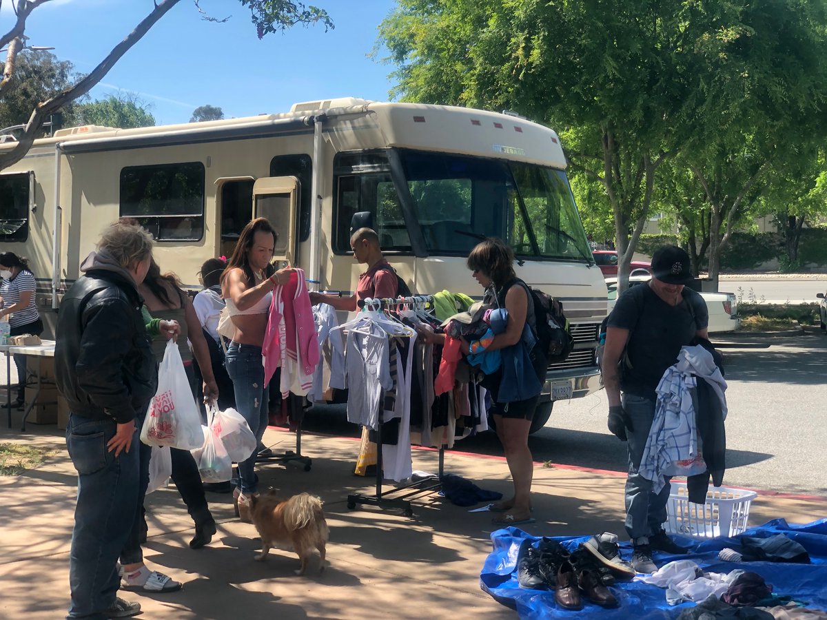 mercy_mobile's tweet photo. Pastor Scott Wagers and the Mercy Mobile teams have distributed hundreds of meals and supplies each week to encampments that have been cut off during COVID19 https://t.co/pxBCX4KqsK