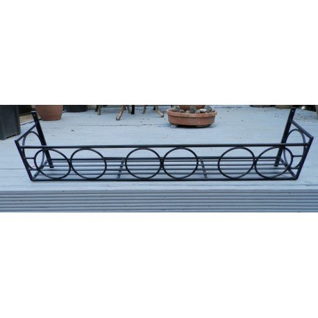 wimborneiron's tweet photo. Hi everyone I’m still awake lol or just #shophandmadehour
How about some wrought iron window boxes 
https://t.co/n6qE9uPwWs
#kingog #wroughtiron https://t.co/1ZFogY5ZjY