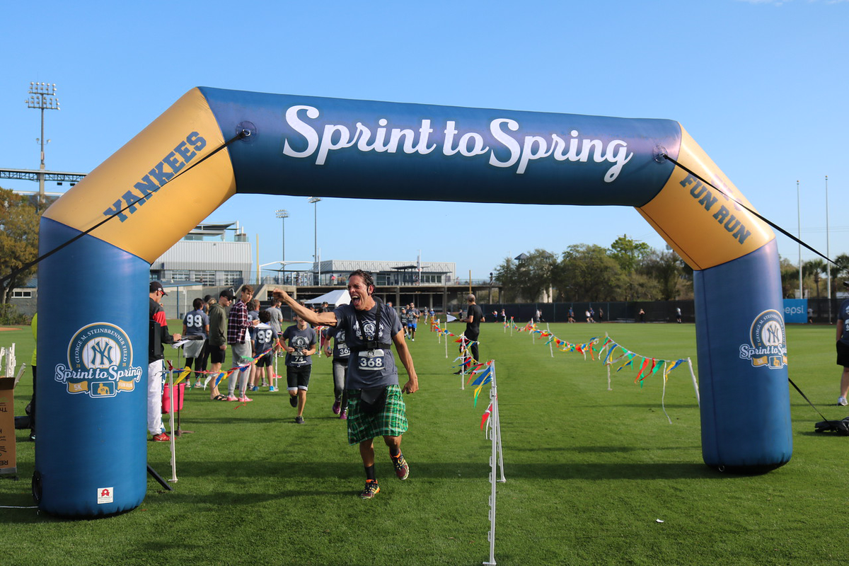 MVPVisuals's tweet photo. #mood because baseball is back at it! 👏⚾ #FlashbackFriday to the custom inflatable arch we did with the @MLB @Yankees  earlier this year for their "Sprint to Spring" fun run! https://t.co/DmPIgIk665