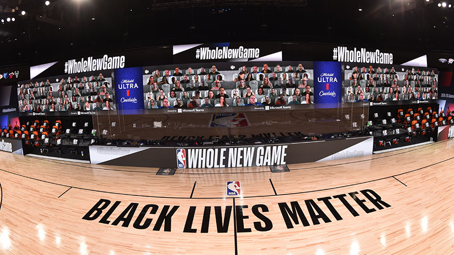 Adweek's tweet photo. Through the magic of videoconferencing, the NBA and Microsoft hope to make it feel like players are in an arena full of fans. https://t.co/Qn1Wj9agBe https://t.co/8N7XSbj7hS