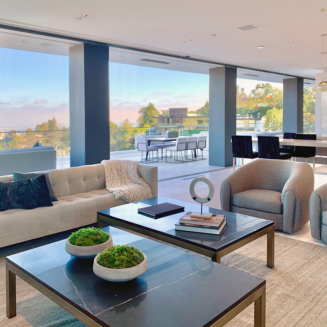 realrobluna's tweet photo. Here's a sneak peek 👀 look about our next upcoming video. We'll be talking about custom home building for personal use or as an investment with LA's top developer #romanjamesdesign and Million Dollar Listing Realtor @thejoshaltman https://t.co/aE3jKCz11L