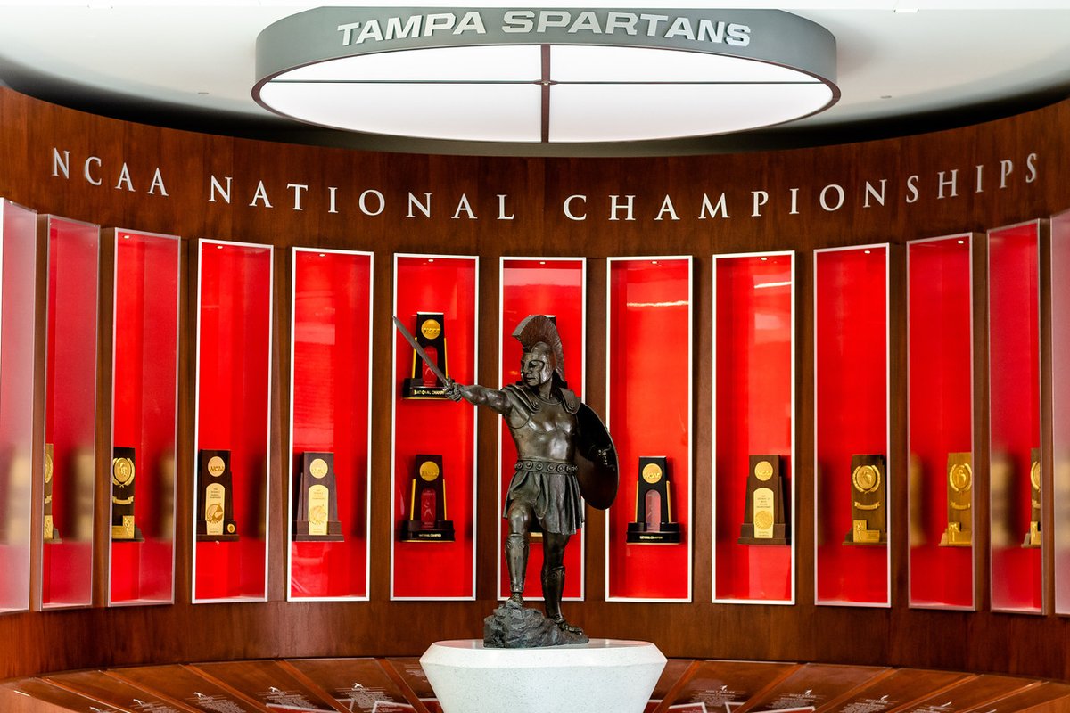 NCAADII's tweet photo. W🤩W!

On this #FacilityFriday, take a look inside University of Tampa's Bob Martinez Athletics Center.

#MakeItYours | #NCAAD2 https://t.co/QF8XBl3YTk