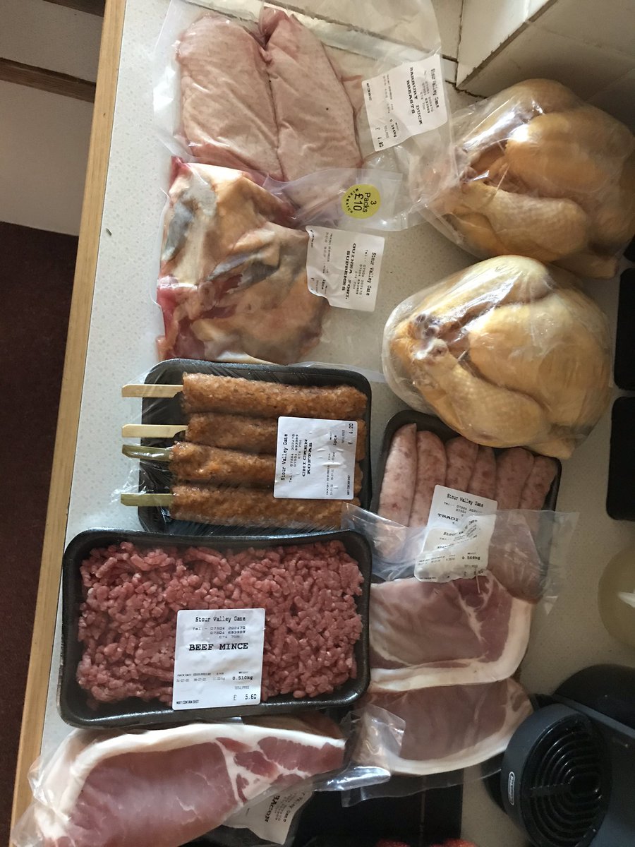 the_groundsman's tweet photo. In from another busy one, but managed a little shopping en route thanks @stourvalleygame for the selection box, we can’t decide what to have tonight, farm fresh fruit from @candyclark1962 and Valley Veg Box and a sample of an artisan cider to wash it down with 😁 happy Friday all https://t.co/G1gskzLB5f