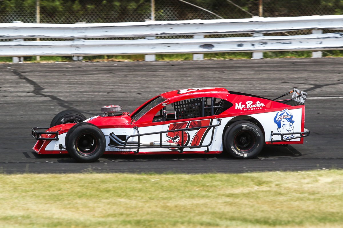 StaffordSpeedwy's tweet photo. Modifiedz Night Stats:
Jon Puleo – #57 Mr. Rooter Plumbing Chevrolet
- 3rd in last year’s Dunleavy’s Modifiedz Night feature
- 1st career win in the season opener and a win in the non-points SK Light feature that was held last Sat
#Modifiedz @edpuleo https://t.co/TcfPtK2lqD