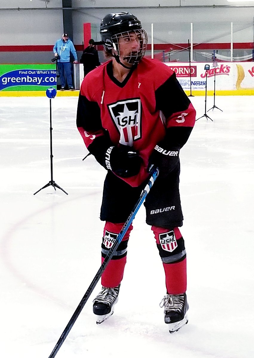DaveOKeefe_13's tweet photo. USHL Combine On-Ice testing @JasonMcKee_14 @BKSelects @esghockey @_Neutral_Zone https://t.co/GWaJZeUogF