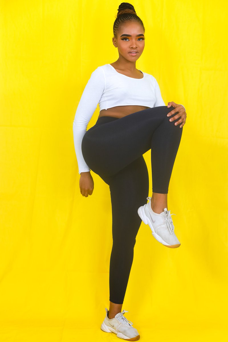 donrxbii's tweet photo. Fitness and Beauty 
💃: @molemo_tau | 📸: @donrxbiiMedia 
#TapToSee #definitelydon https://t.co/D1wFrp7W9H