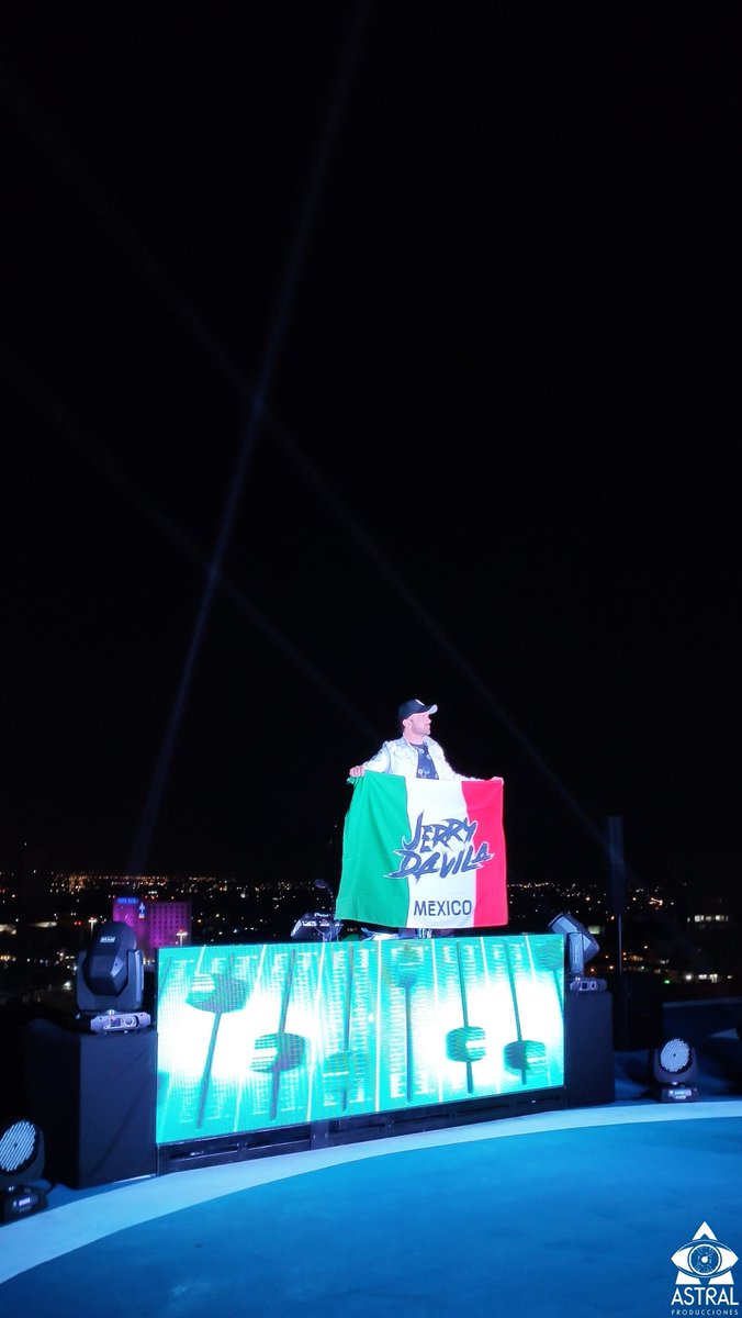 ASTRAL_PR0's tweet photo. Dj y productor reconocido a nivel mundial con presentaciones en los mejores festivales del mundo y responsable de que Puebla se diera a conocer por grandes eventos de música electrónica el es @djjerrydavila 

#productor  #music #daydream #whiteentertainment #astralproducciones https://t.co/3og88dXC5g