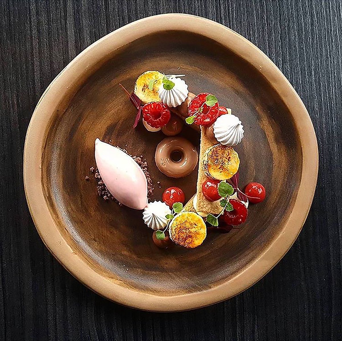 AncientCookware's tweet photo. One of the best-kept secrets to beautiful plating is paying close attention to the details!
https://t.co/2YErIhxyvF
#chef #dish #artisanplates #plate #restaurant #uniqueplates #artisan #ceramic #plates #cooking #artofplating #foodstyling #finedining #epicplateup #ancientcookware https://t.co/gG8qbBiaCG