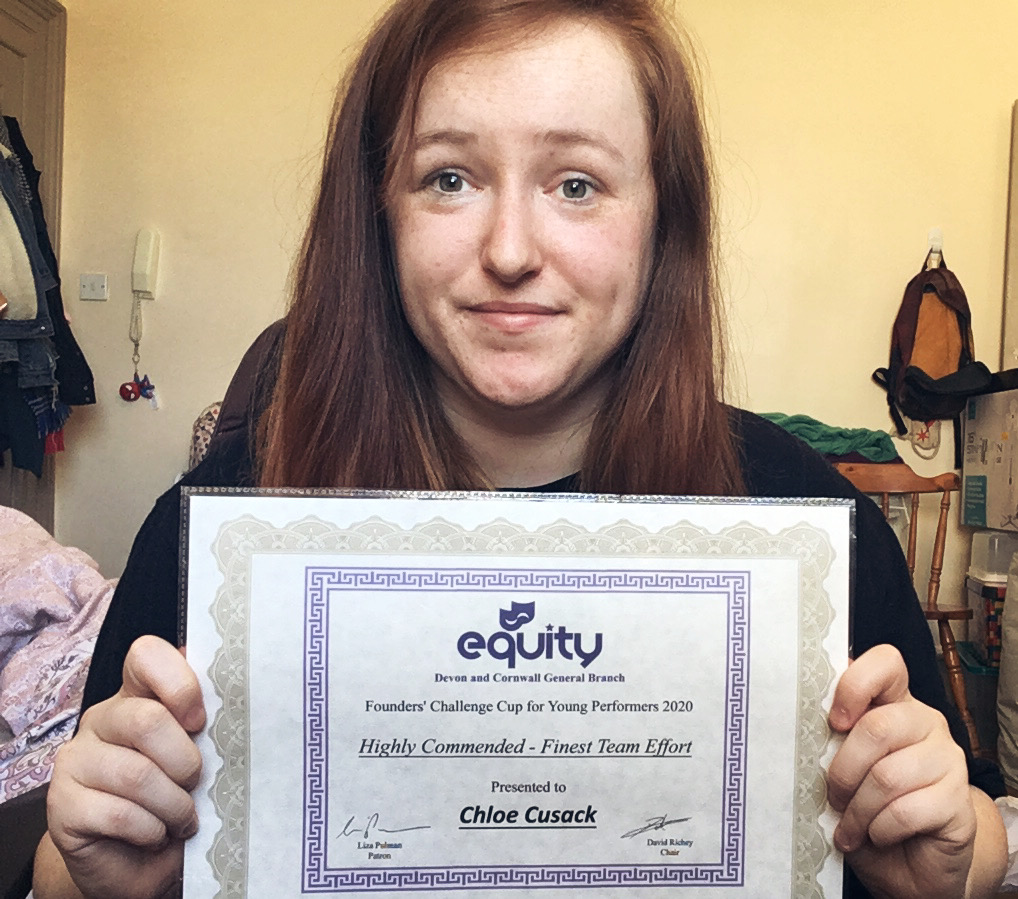 Chloe Cusack tweet media