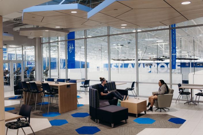 Fighting Bees Athletics tweet media