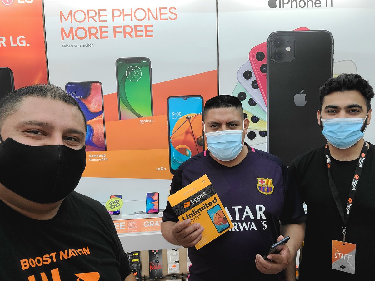 Boost_TonyP's tweet photo. Making it happen @IncMobitel in #UptownNYC Closed 2 sales 》BYOD port from metro and Francisco ported his # to Boost #SideBySideSelling #FridaySales #BoostDishingDeals @dish @DISHNews https://t.co/mUcIY9SWNj