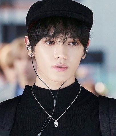 taeyong as hanako kun