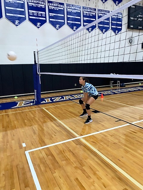 EtownGVB's tweet photo. EGVB working hard at summer open gyms! #EGVB https://t.co/AEPfWFs40V