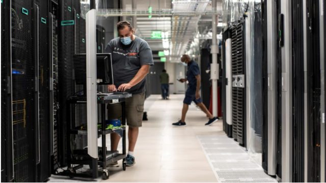 HPE is advancing the development of multivendor 5G solutions by providing a dedicated environment where customers and partners can gain remote access and hands-on experience with the latest 5G innovations in a live test environment. #5G #HPECMS dy.si/wcanL