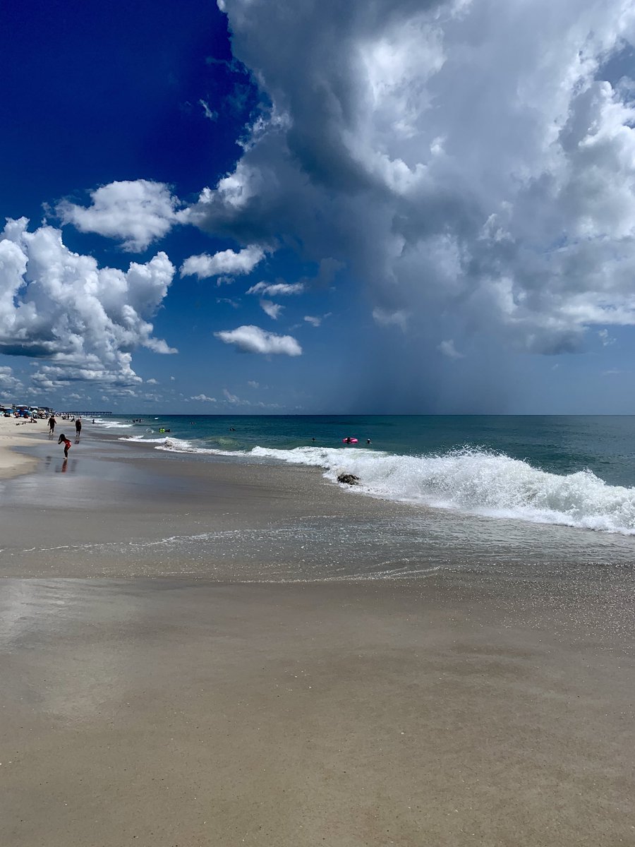TravelPRHeather's tweet photo. Loved our low-key summer vacay at ⁦@CarolinaBeachNC⁩. #visitnc https://t.co/V9NV4Hkvzr