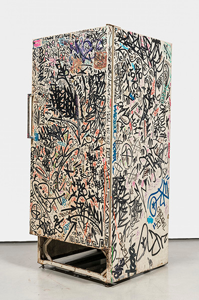 ArtinAmerica's tweet photo. Damon Krukowski (@dada_drummer) writes about the music that influenced Jean-Michel Basquiat's paintings, while awaiting the opening of the exhibition “Writing the Future: Basquiat and the Hip-Hop Generation,” at @mfaboston. https://t.co/VsBFbGtvzE https://t.co/Hbfs7ONzOr