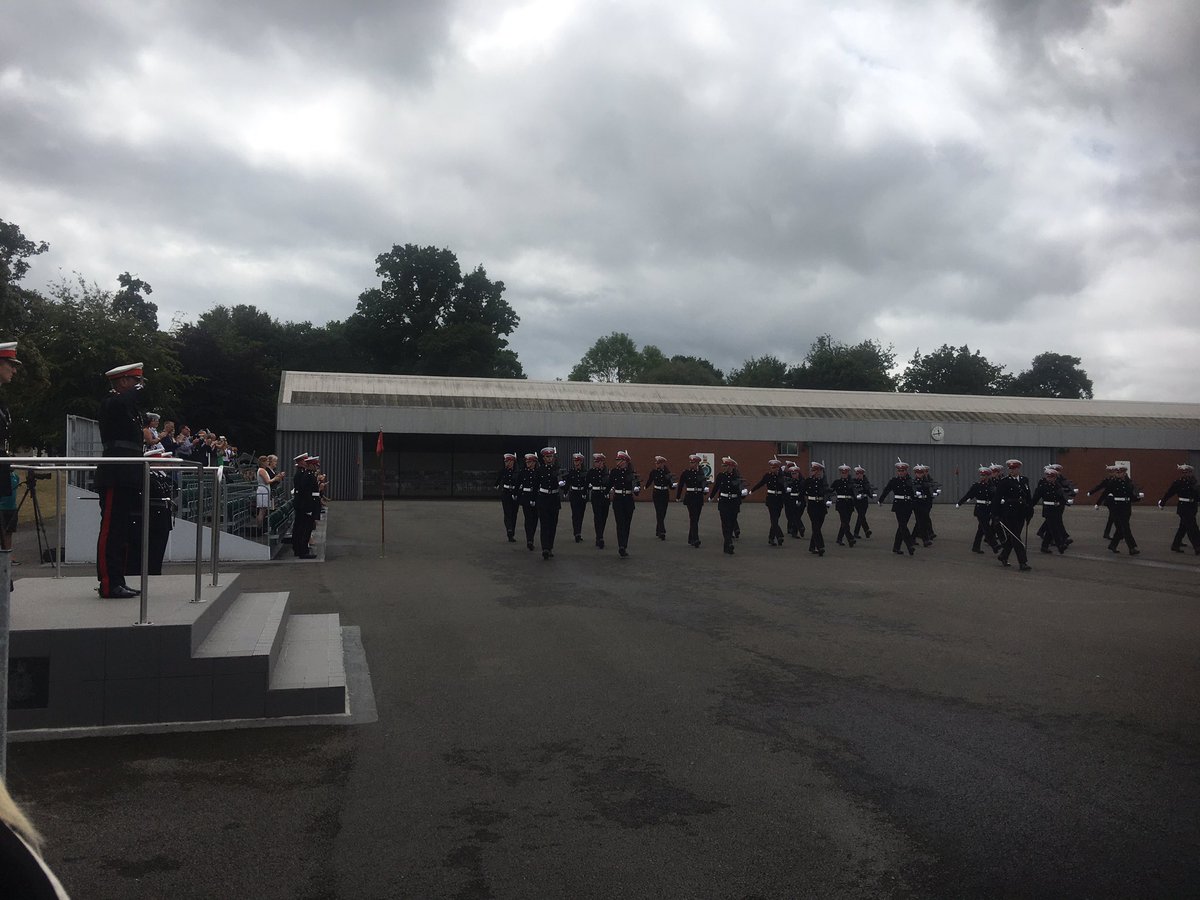 ColSimonChapman's tweet photo. 288 Tp, the King’s Squad, passed for duty today. Families watched on as Brig Alan Litster OBE took the salute. Great job by the Trg Tm to get these 33 @RoyalMarines to the end. More on their way @AdmTonyRadakin @MajGenHolmes https://t.co/to2iC2gzdJ