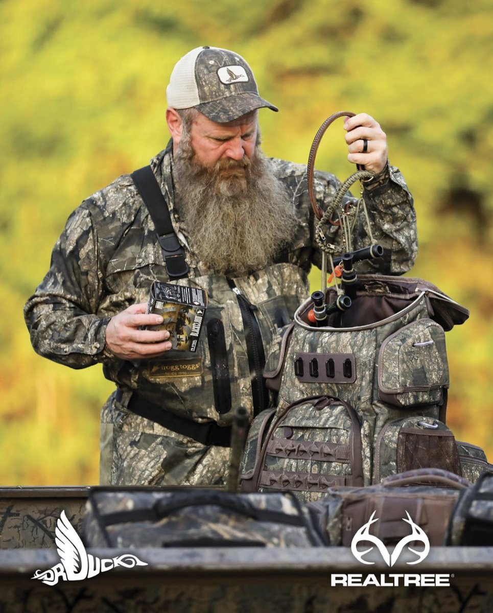 drduckco's tweet photo. REPOST - @realtreeoutdoors 
.
“Gear designed by waterfowl hunters for waterfowl hunters! Focus less on your gear and more on the journey. LINK IN BIO to shop the full line of gear in Realtree Timber and Realtree MAX-5 from @drduckco”
.
#Realtree #realtreetimber #realtreemax5 https://t.co/Hf3t6N0US4