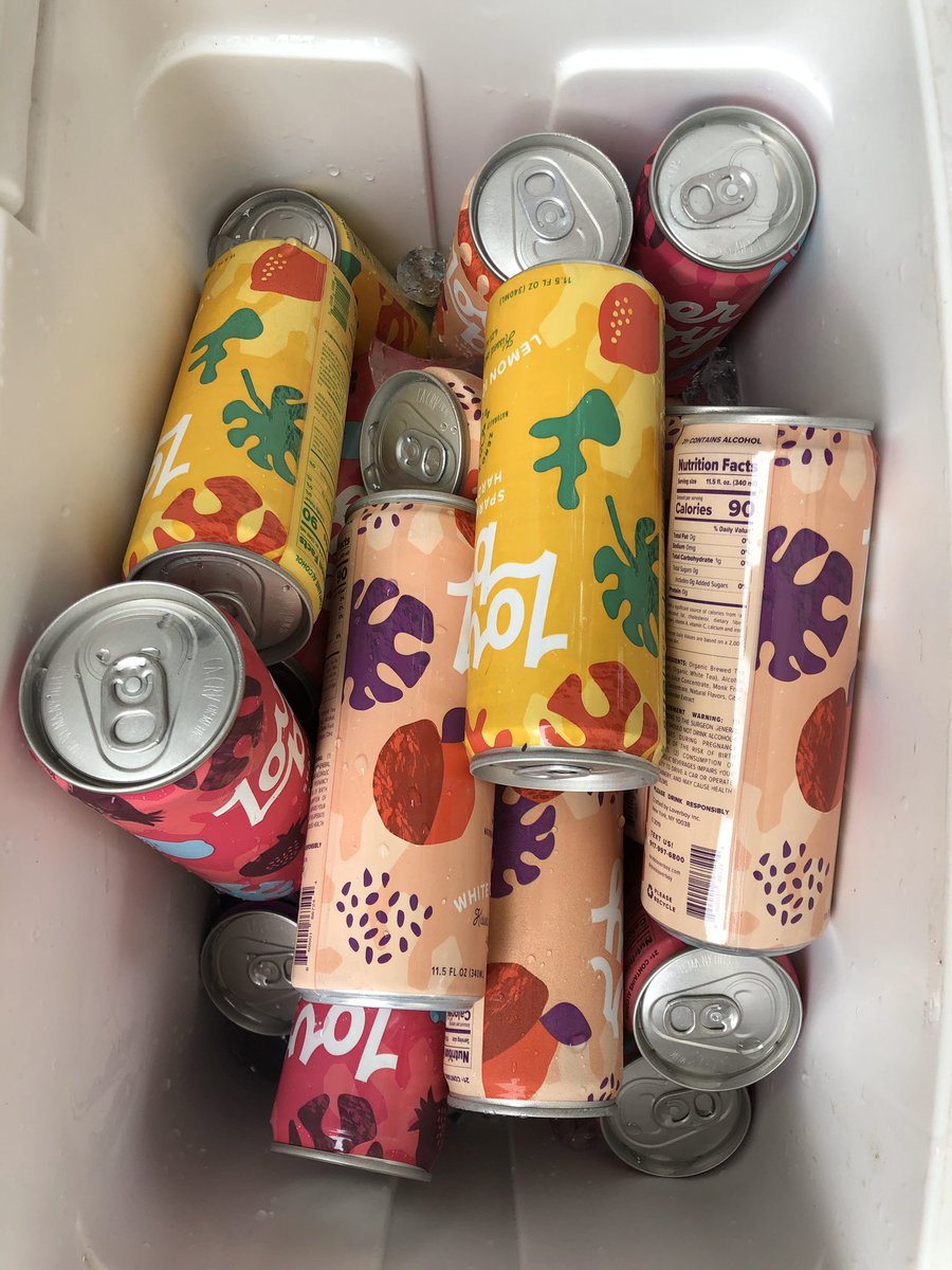 TastyTabletop's tweet photo. It’s time for @drinkloverboy ! https://t.co/4hJRHUPoTm