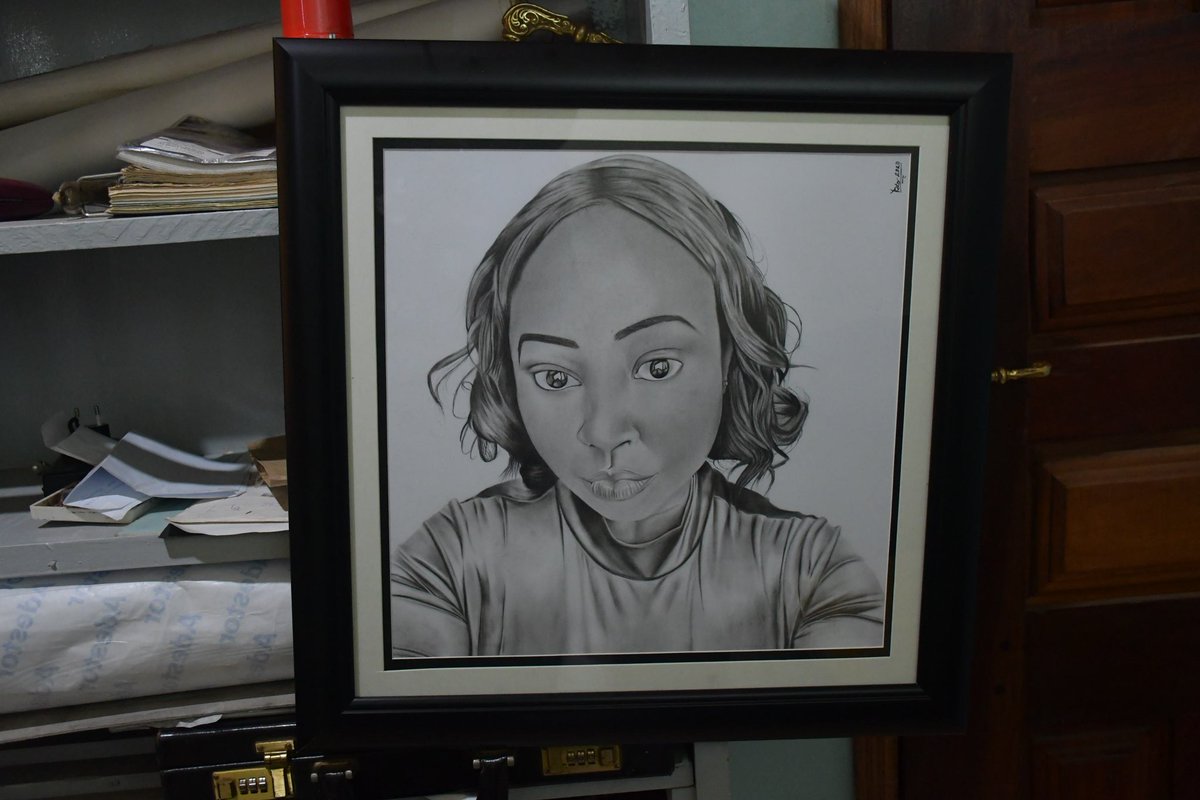 Done, Framed and Delivered.
Contact me for such Art pieces
#drawing #drawing #potraits  #StayHome #staysafe #ArtistOnTwitter #woodberry #SimbaMarara #HouseOfTacha #Folklore #Covid_19