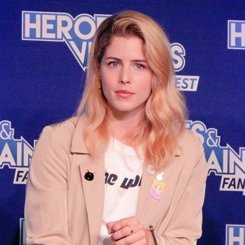  Happy Birthday to the QUEEN of DCTV, miss EMILY BETT RICKARDS! May your day be as lovely as you! 