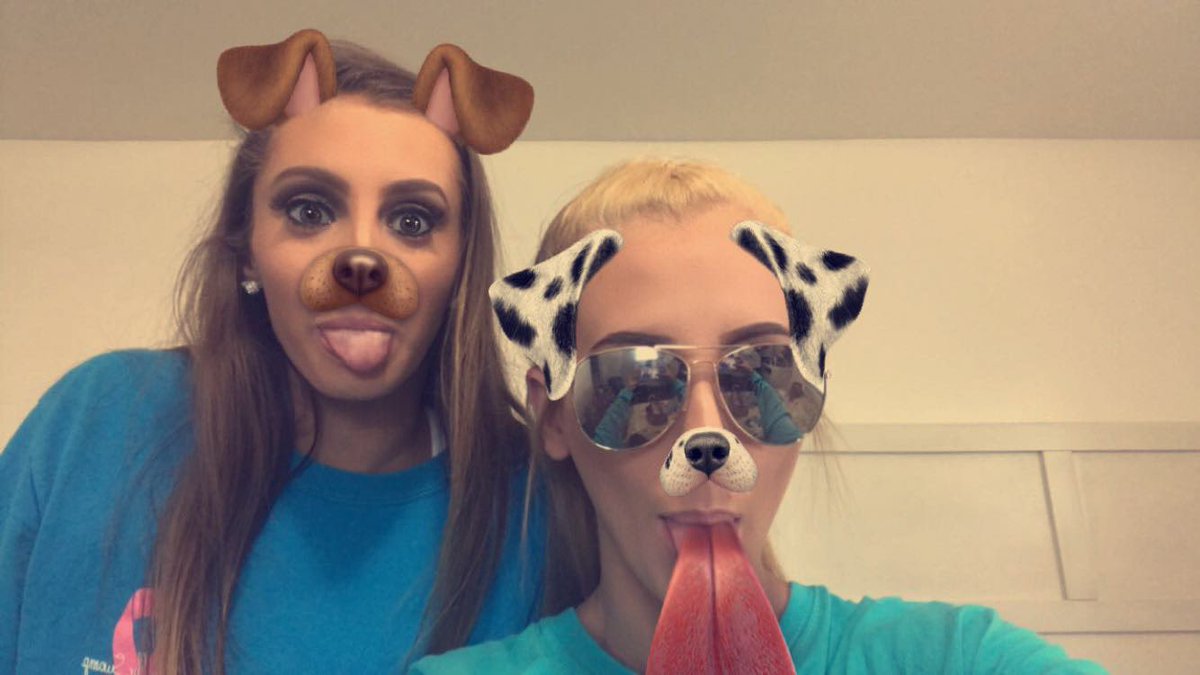 maddie_hall98's tweet photo. Ally I’m so sorry this happened to you💔I’m at loss for words but I do know you are in a better place. Thank you for everything helping me with homework including me in your senior week group taking spontaneous trips. You definitely will be missed. Till we meet again ❤️ https://t.co/M377HHp8xD