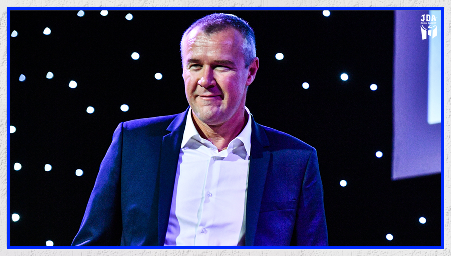 jdadijonbasket's tweet photo. 🏆 Félicitations à Laurent Legname, élu coach de l'année 2020 de #JeepELITE par ses pairs du @SCB_BASKET 👏🏼

#MyJDA #Dijon https://t.co/X630oOphii