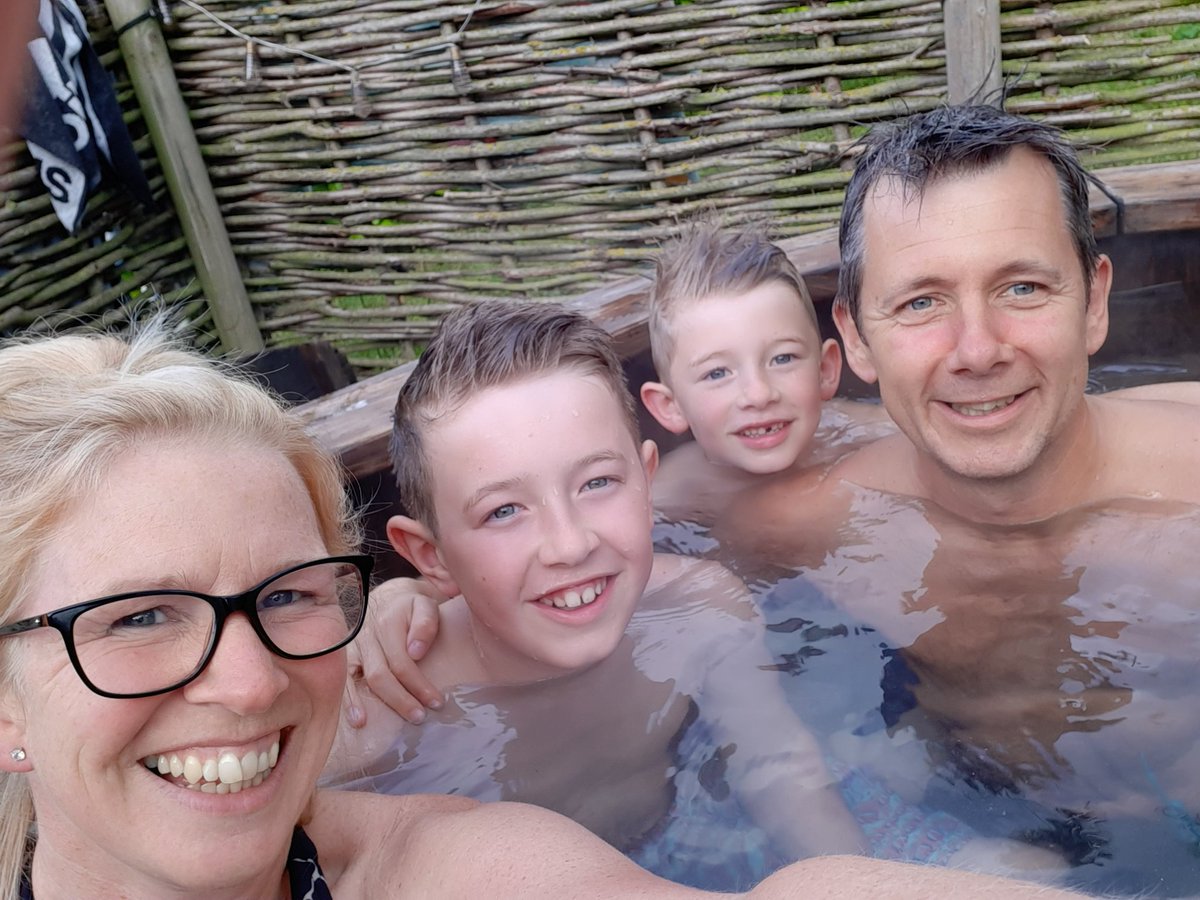 CharlieRikki10's tweet photo. Well deserved surprise night away for the 'home school' students and teachers 🤣. #schoolsout   #classof2020  #Glamping
#humblebeefarm https://t.co/9RyrpQajmB
