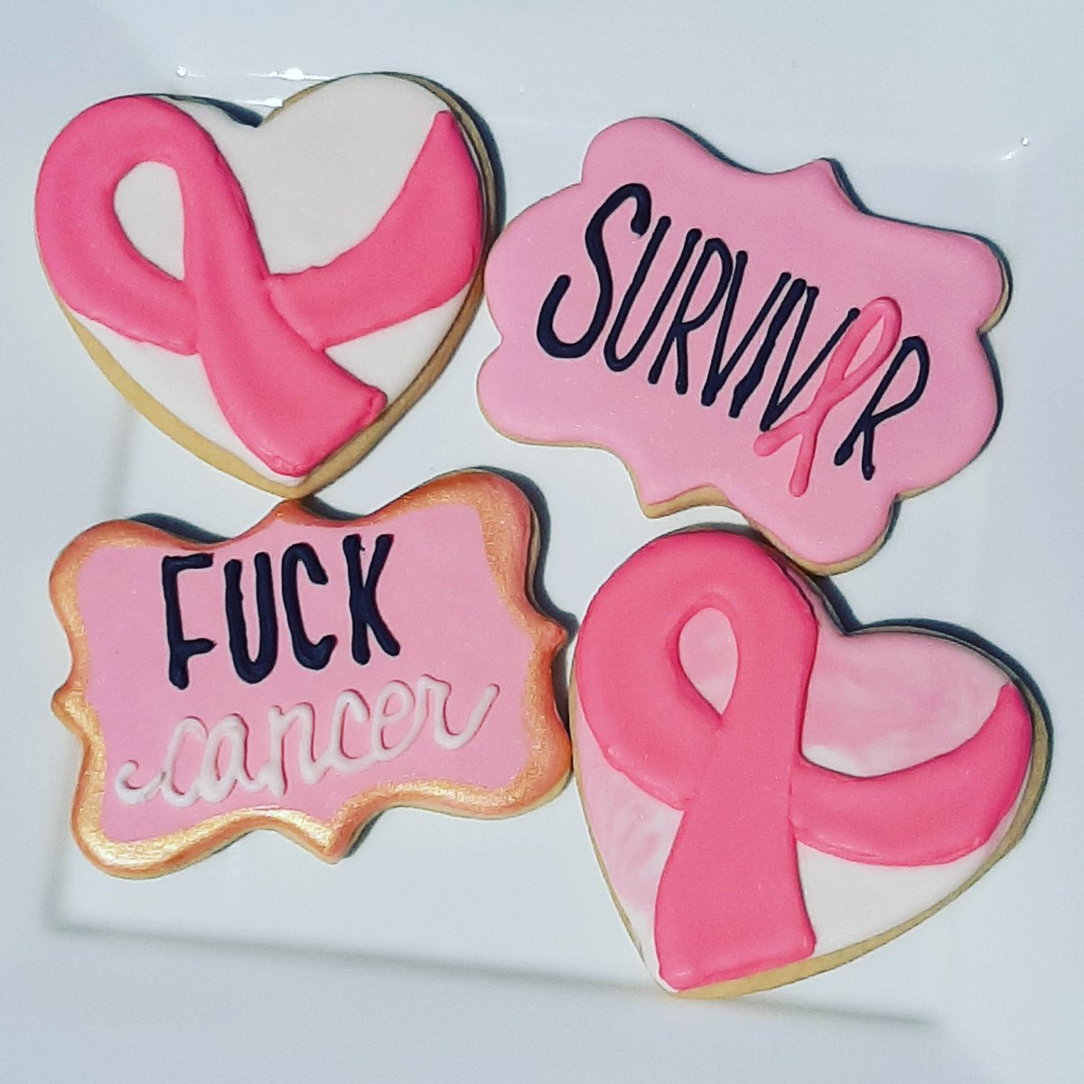 CakeMaddness's tweet photo. Last day of chemo calls for some cookies! 💗💪 https://t.co/vewP4qj27u