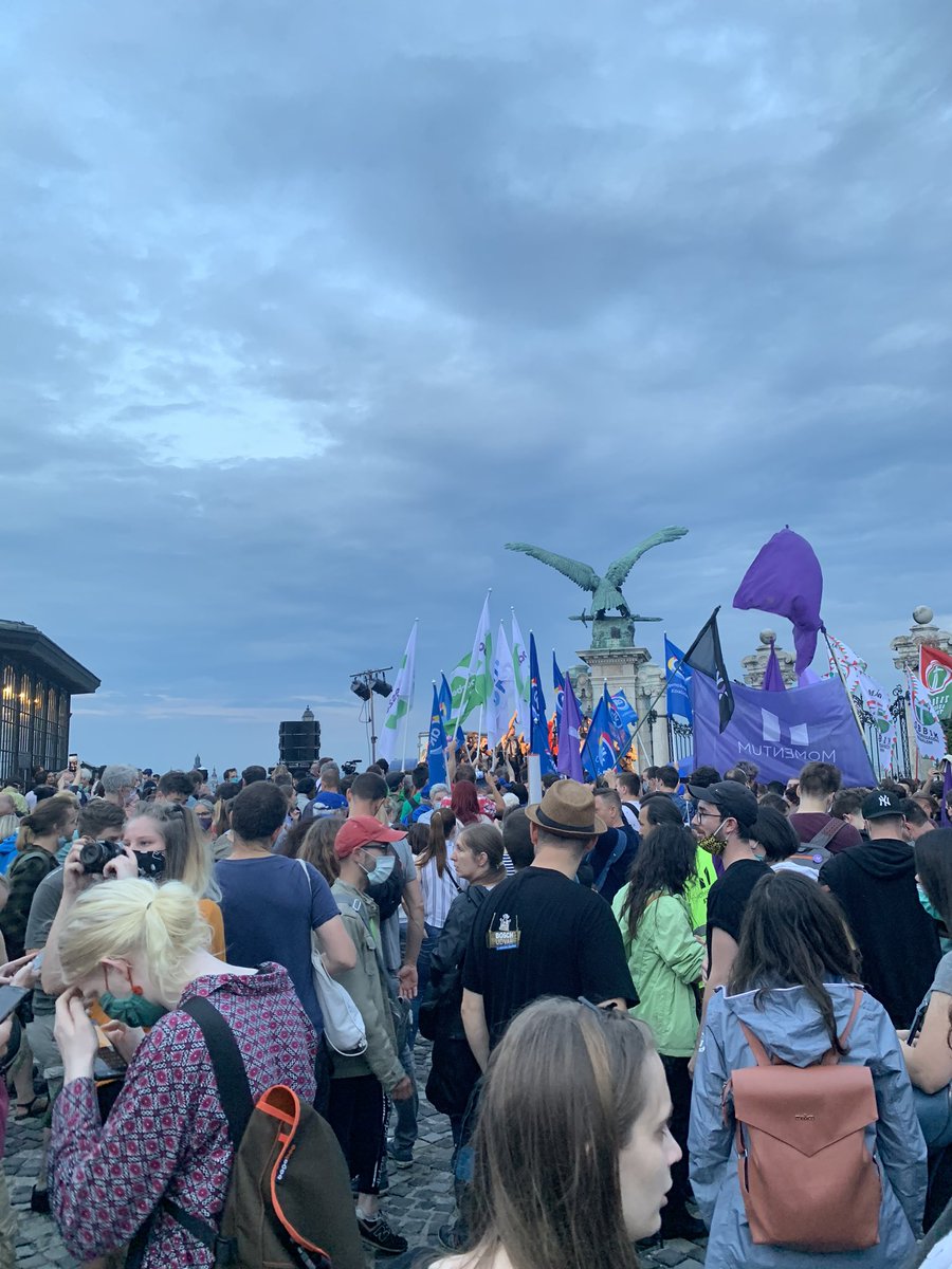 f_katona's tweet photo. The Hungarian govt’s understanding of the #ruleoflaw apparently doesn’t include #mediafreedom. #indexhu is no longer independent. Resignations en masse by good journalists with backbones. https://t.co/lltQRl0Vvk