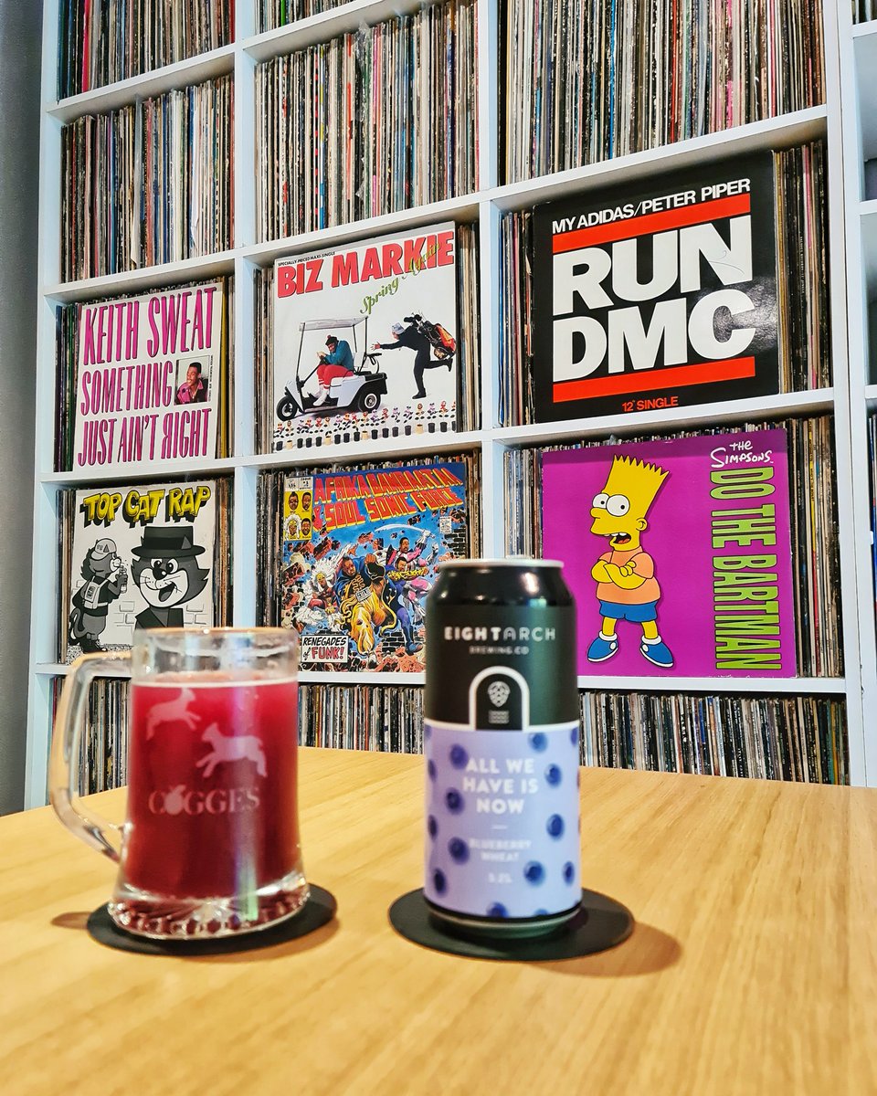 Funkymusak's tweet photo. Friday Night, Beer and Records 👏
🍺 @8ArchBrewing
#vinylrecords #vinylcollector #records #vinylcommunity #hiphop #vinyljunkie #craftbeer #beeroclock #beer #craftbeerphoto #beerlove https://t.co/tLsbRvqYKM