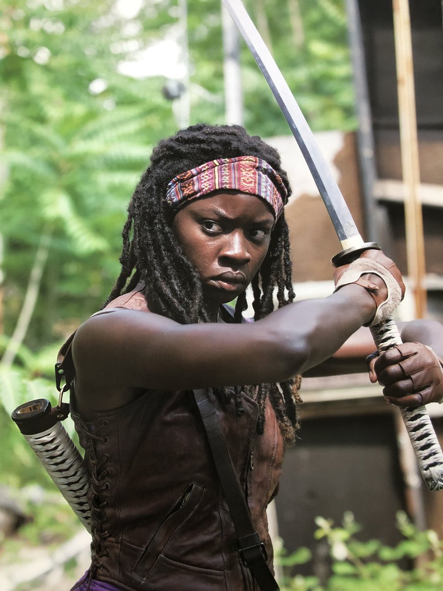 QueenOfTWDU's tweet photo. Sexxy #MichonneGrimes the #QueenofTheApocalypse #twduniverse #thewalkingdead #MrsGrimes #DanaiGurira #Michonne #TwdQueen #Richonne https://t.co/6VZboD7U25