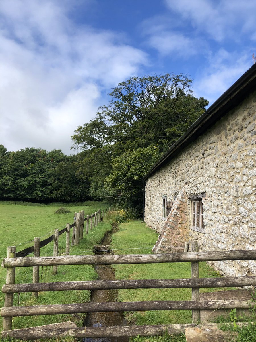 HoundtorCamping's tweet photo. Just to let you know....
We are OPEN!
Yes there are restrictions, but really, as they just mean you have the barn to yourself (or your two household bubble)what’s not to love?
Come stay!
https://t.co/Q9YYPAejjl
#dartmoor #devon #campinginside https://t.co/Zbt4gShxwk
