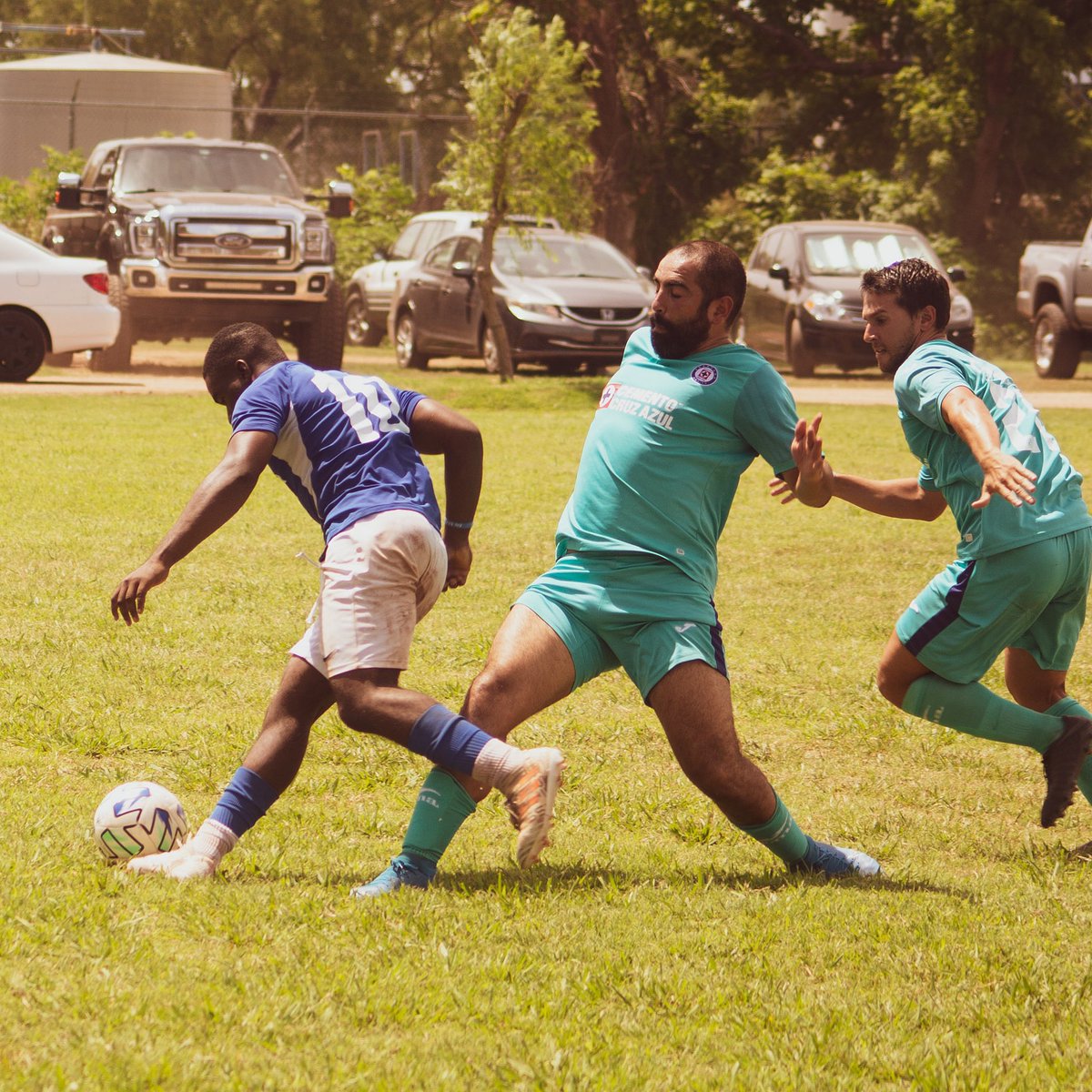 Ball Control!
.

#soccergoalie #goalkeeper #goalkeepers #focus #family #teamwork #okcsoccer #okcfutbol #soccerislife #futbolislife #mls #certifiedlionsfc #certifiedlions #footy #goals #win #oklahomasoccerclubs #championshipmindset #forward #footballplayer #soccerskills #footy
