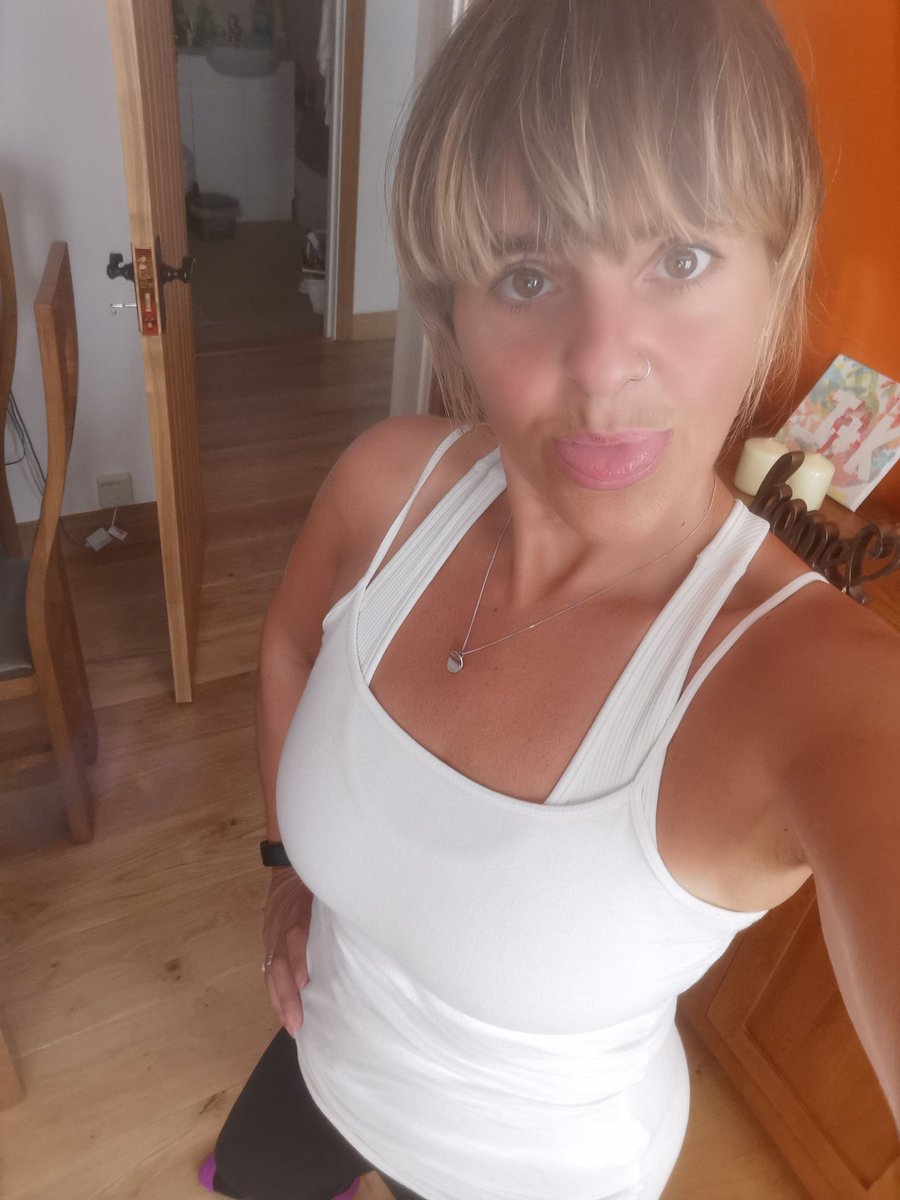 ks2873's tweet photo. Workout and power walk, a much needed destresser after an intense work week! #stressrelief #exercisethebody #exercisethemind https://t.co/ZlWqfyRkEB