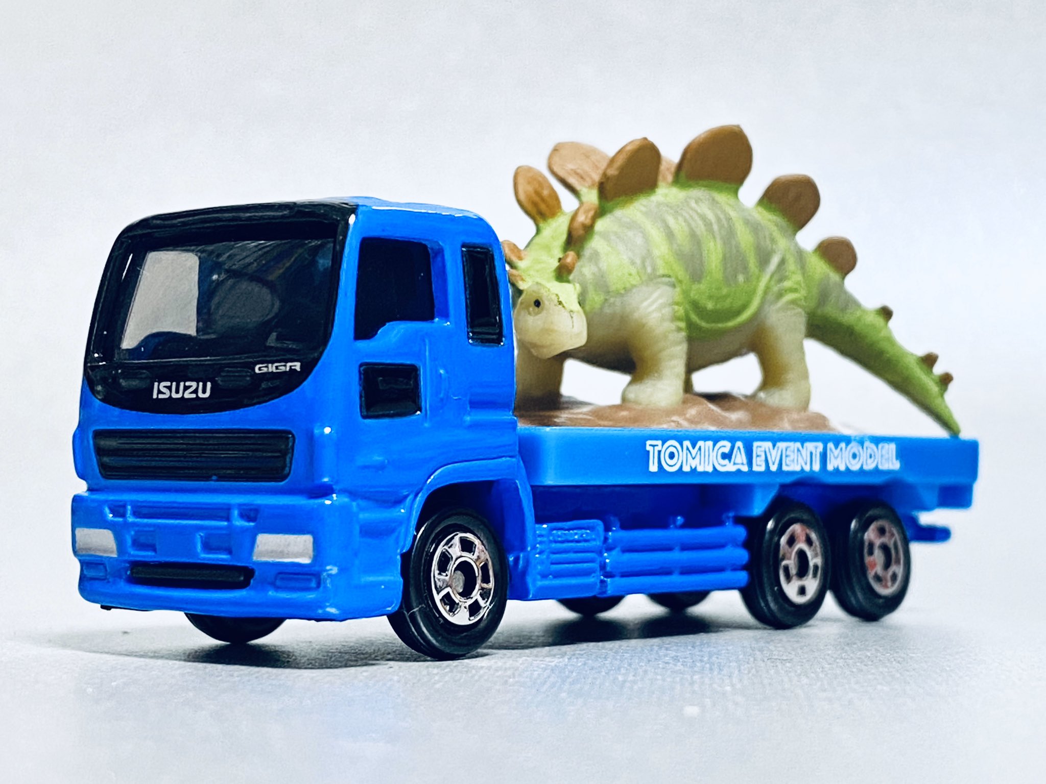 日本未発売 トミカイベントモデル11年 No 21 恐竜搬送車 ステゴサウルス Dprd Jatimprov Go Id