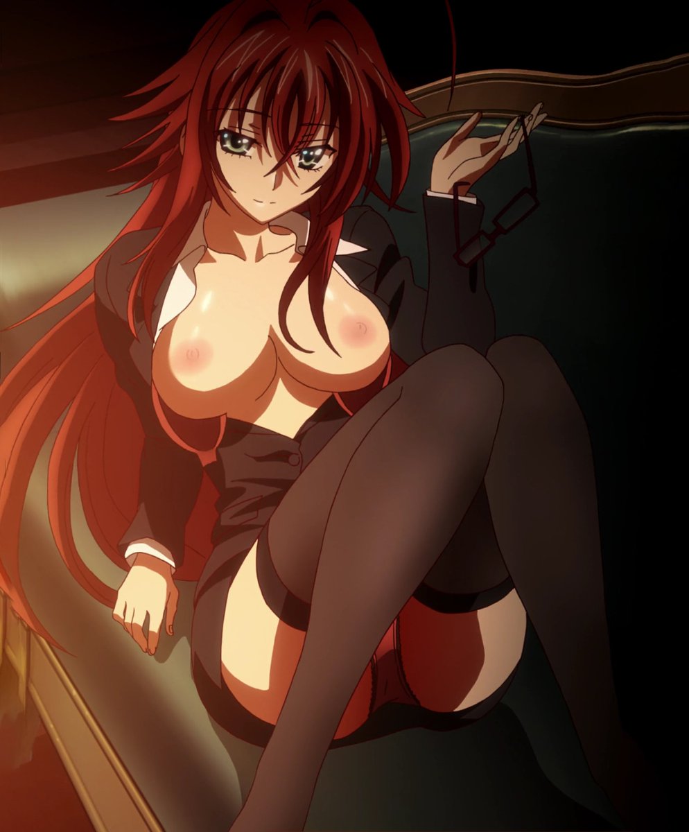 Wanna play around Issei-kun~
