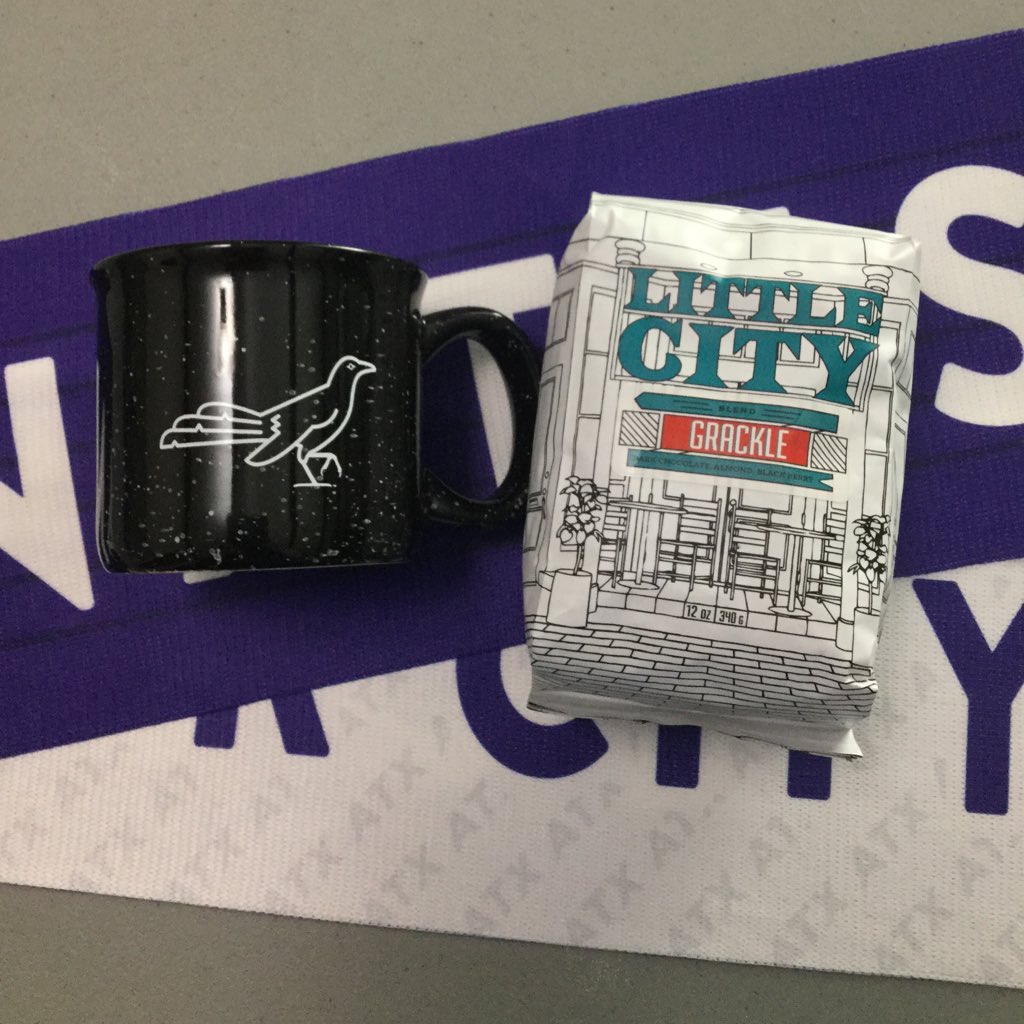ChristineH865's tweet photo. Get your Grackle Pack yet? @AustinAnthem + @LittleCityATX have teamed up to make this amazing combo. You get a cool Grackle Mug + 12oz of Grackle Blend Coffee. If you’re within their delivery area, they can even drop it off on your doorstep #SupportLocal

https://t.co/7ML0TePH5h https://t.co/YdvUQ8KSsw