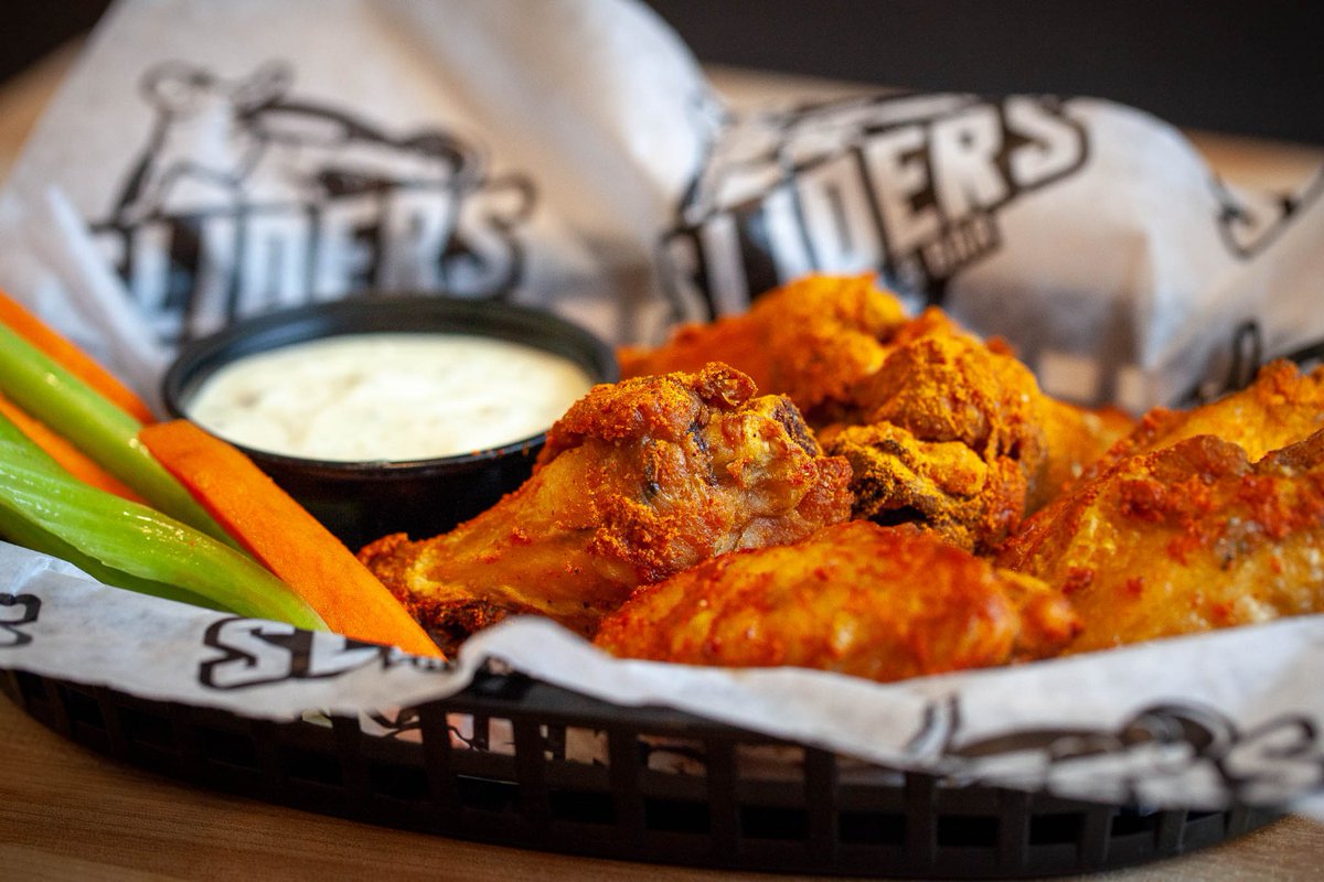 SlidersGrillBar's tweet photo. Wow! It's been an exciting week here at Sliders. Baseball has finally arrived, and we're just a few days away from #NationalChickenWingDay. Did we mention that we had the best wings in CT?! Here's a peek at our Honey Garlic Wings, Old Bay Wings and Doritos Wings. https://t.co/A4fiTfeG55
