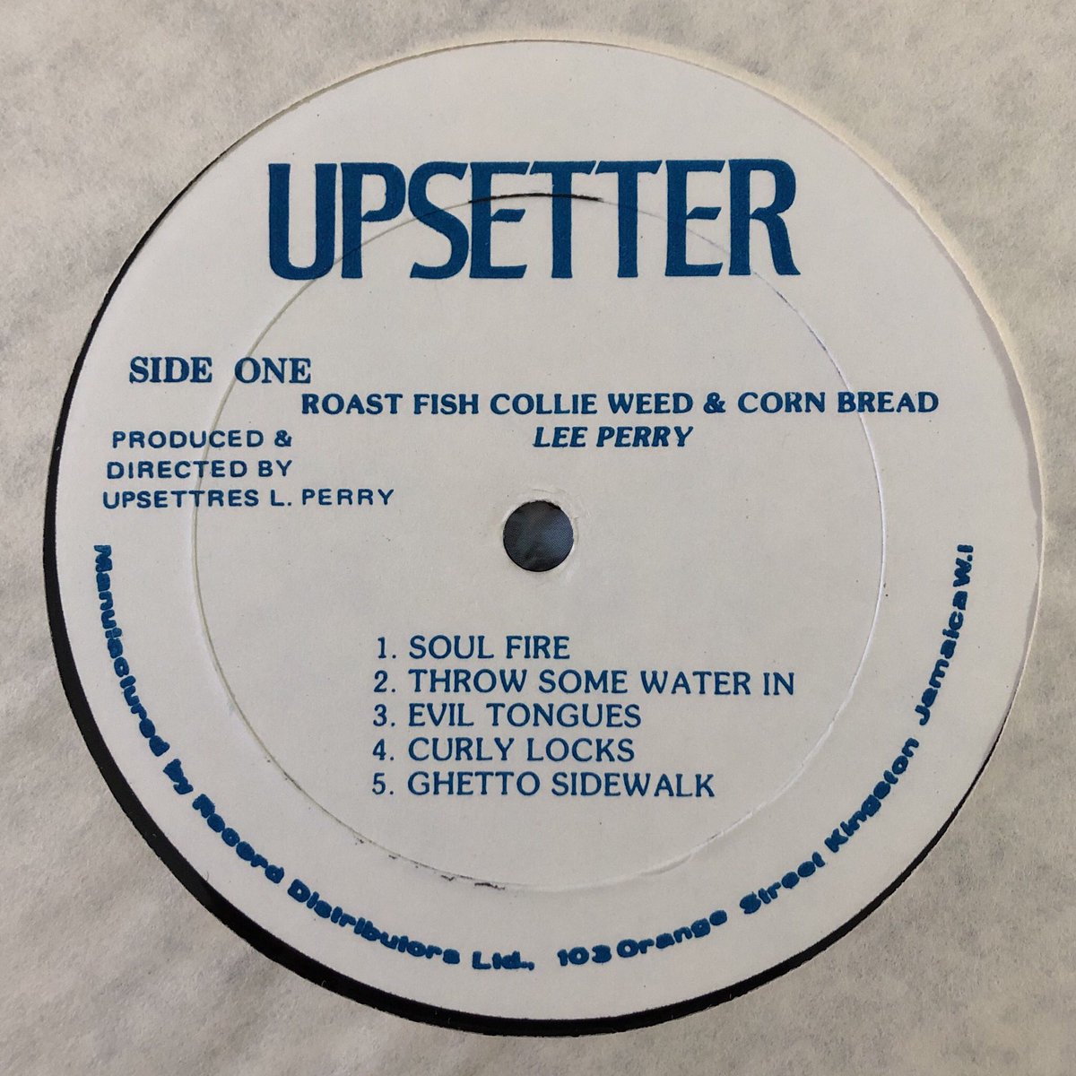 TheLeesOfMemory's tweet photo. #CurrentSpinner @ScratchLee #RoastFishCollieWeedAndCornBread #UpsetterRecords #SoulFire 🔥 https://t.co/yV1jGfSnmE