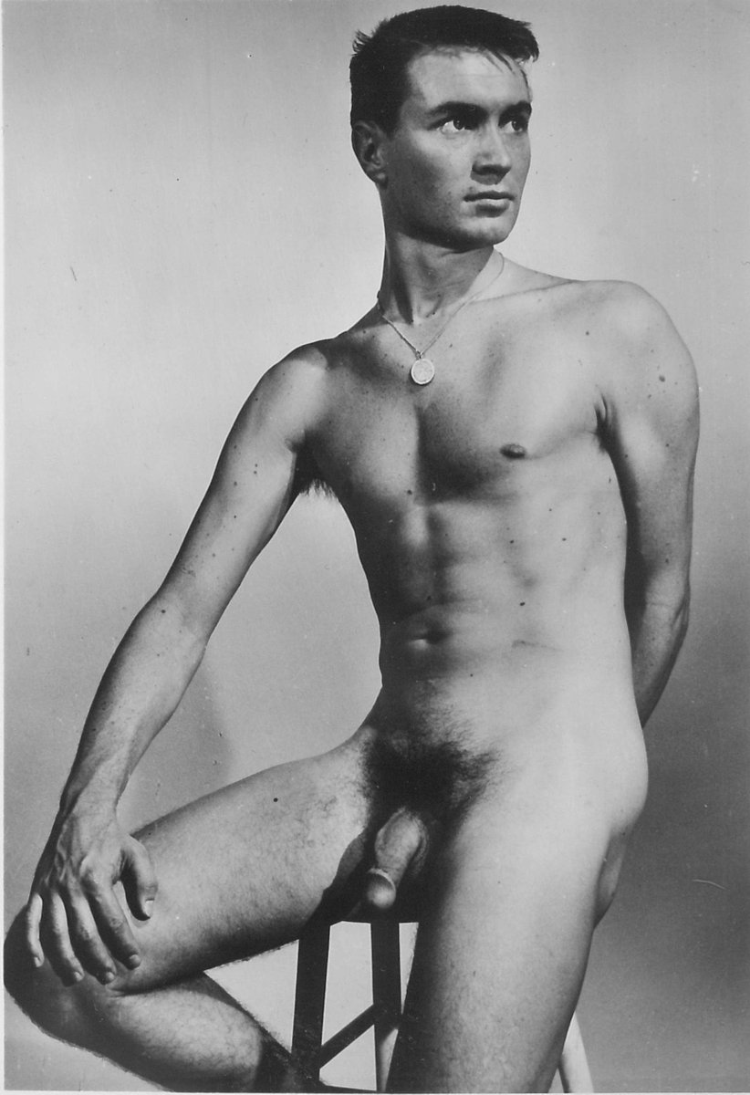 creatureblackl1's tweet photo. Russ Allen [Photos by John Palatinus] New York, 1957 or 1958 #russallen #johnpalatinus #vintagemen About John Palatinus:  https://t.co/HA5kg7HVYL https://t.co/K2AIS6gNV4