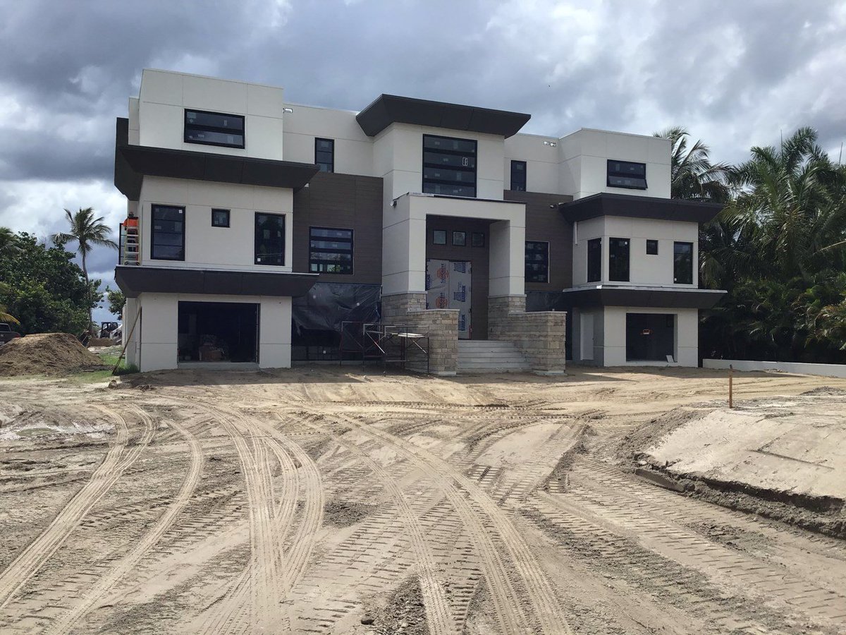 ImagineWindward's tweet photo. TGIF! Sanibel Social STUNNER is getting all dressed up this week! 
#dreamstolife #customhomes #imaginewindward #signaturehome #notyouraverageislandhome https://t.co/Bs5KYJF0un