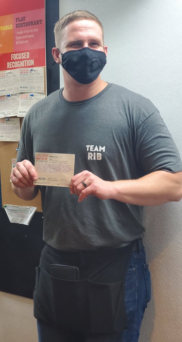 Mercedes_C15's tweet photo. As soon as Wes got to work he made sure the kitchen had plateware, to go items, &amp; the qa line was stocked &amp; ready to go. Thank you for #beingaccountable, #makingeveryguestcount, &amp; for #playingrestaurant. You rock! @c_2wood @bob_ortolan @jchavi10_ @BeechKarly #chilisbaycity https://t.co/YgNkPyiyUQ