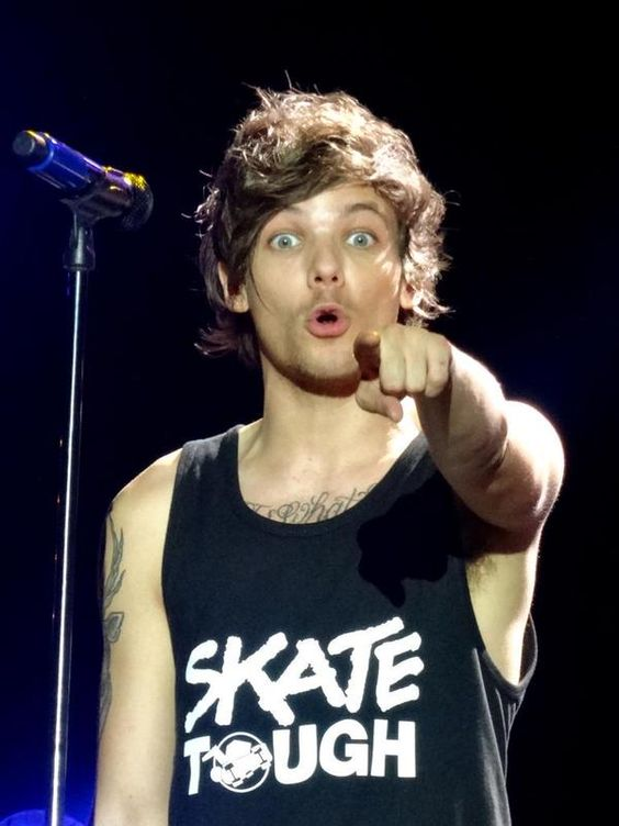 Tommoluvsme's tweet photo. Just remember if it’s by one direction and it’s a banger , Louis probably wrote on it. PROUD OF LOUIS 
#10YearsOfOneDirection #10YearsOf1D #InfinityLeaked https://t.co/T2Z26w8Nmj
