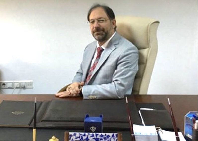 Diyanet İşleri Başkanı Ali Erbaş bugün Atatürk’e lanet okuyarak, birilerine selam çakmış olabilir. Bundan büyük haz da almış olabilir. Ama unutulmamalı ki; gün gelir bunun siyasi ve hukuki sonuçları olur.