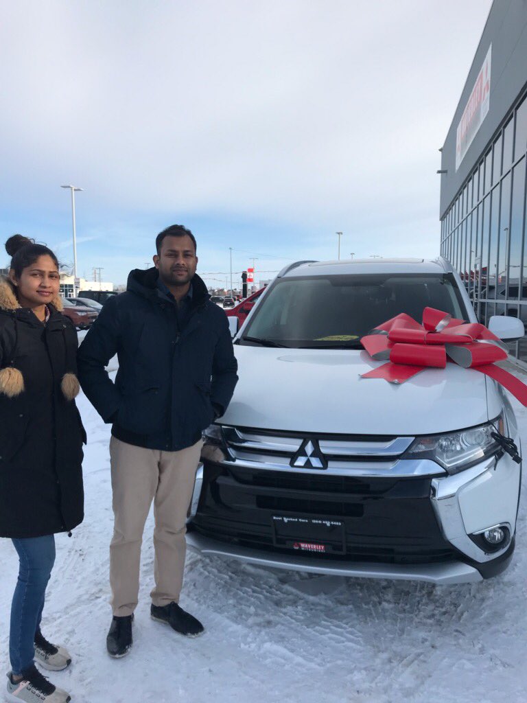 WaverleyMits's tweet photo. Thank you Ashoka for the opportunity to help you with your new 2018 Mitsubishi Outlander! All the best, Waverley Mitsubishi!😊 https://t.co/I4sdCVvWya