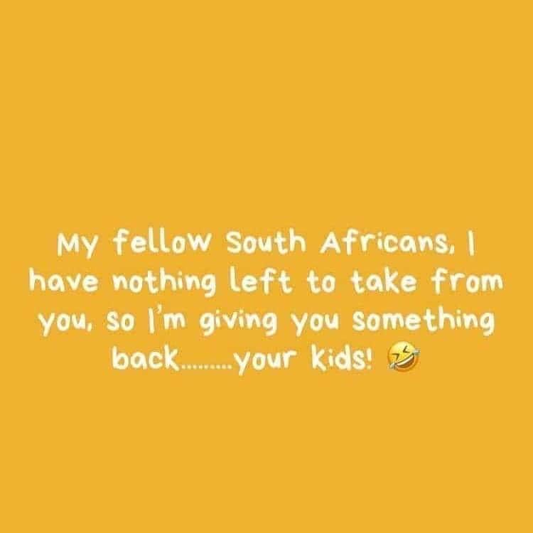 OfficialM3gz's tweet photo. #cyrilramaphosa #presidentza speech basically 🤷🏻‍♀️🤷🏻‍♀️ #COVID19inSA #lockdownsa https://t.co/ZRPFlAXgoJ